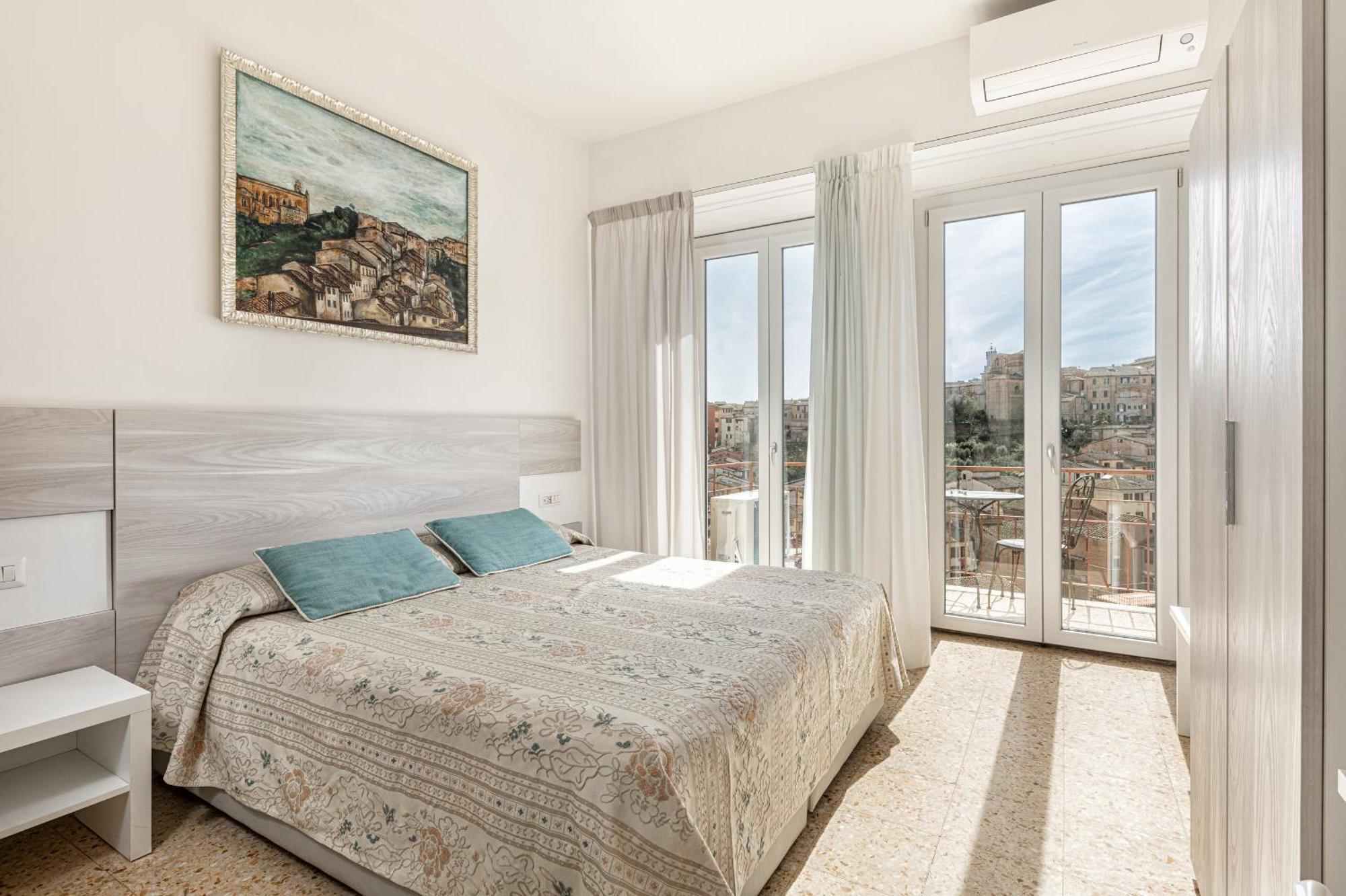 Minerva Hotel 3*